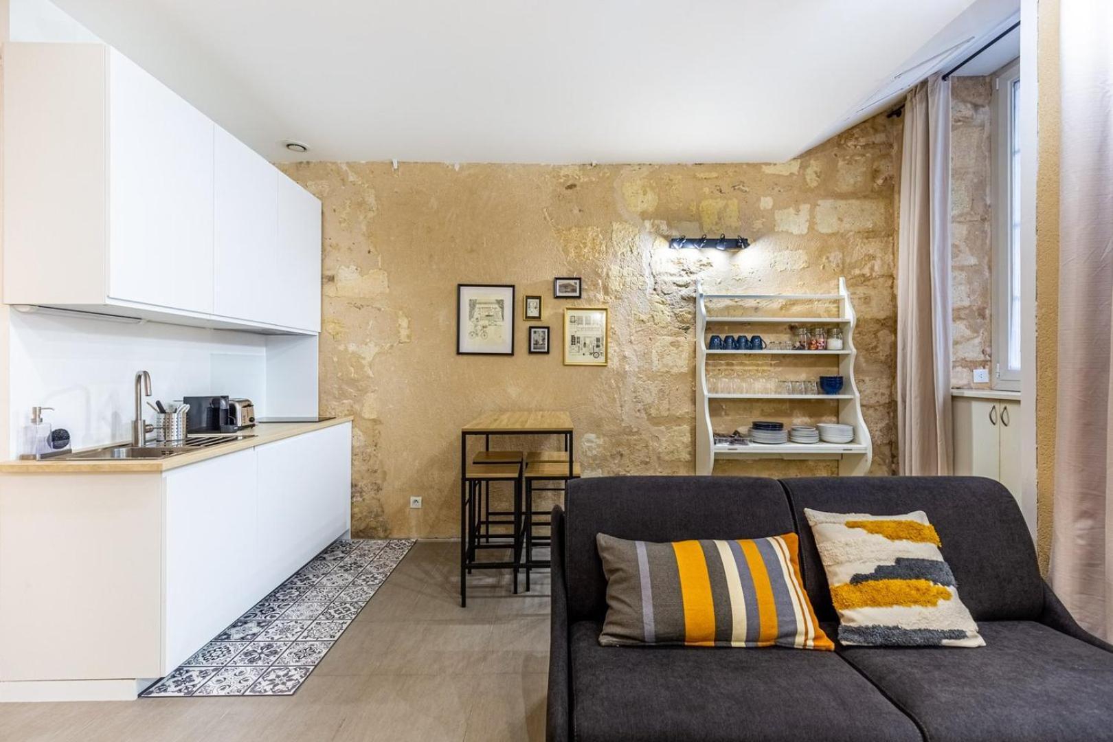 Guestready - Cozy Apt In Frederic & Isabelle Place Bordeaux Exteriör bild