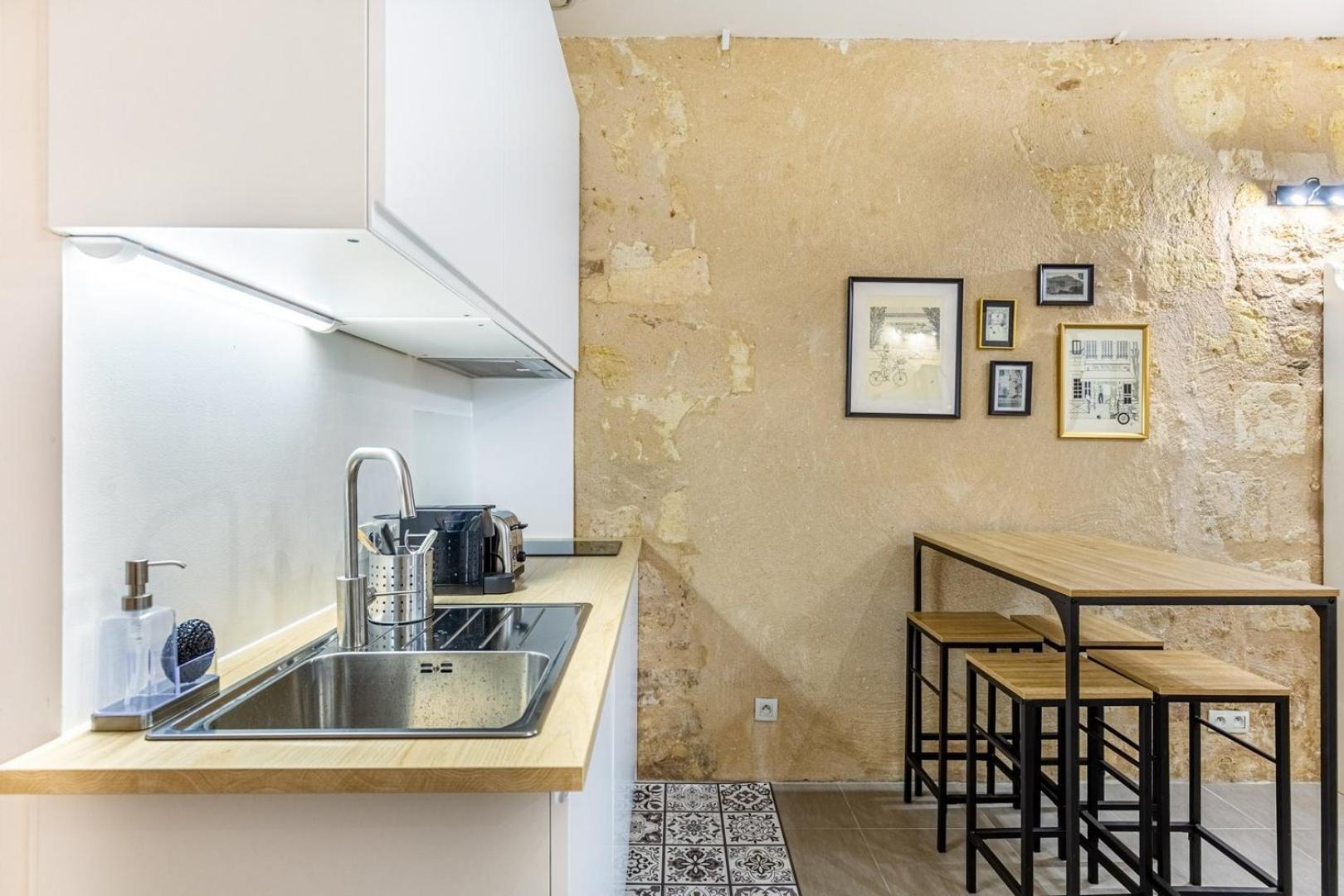 Guestready - Cozy Apt In Frederic & Isabelle Place Bordeaux Exteriör bild