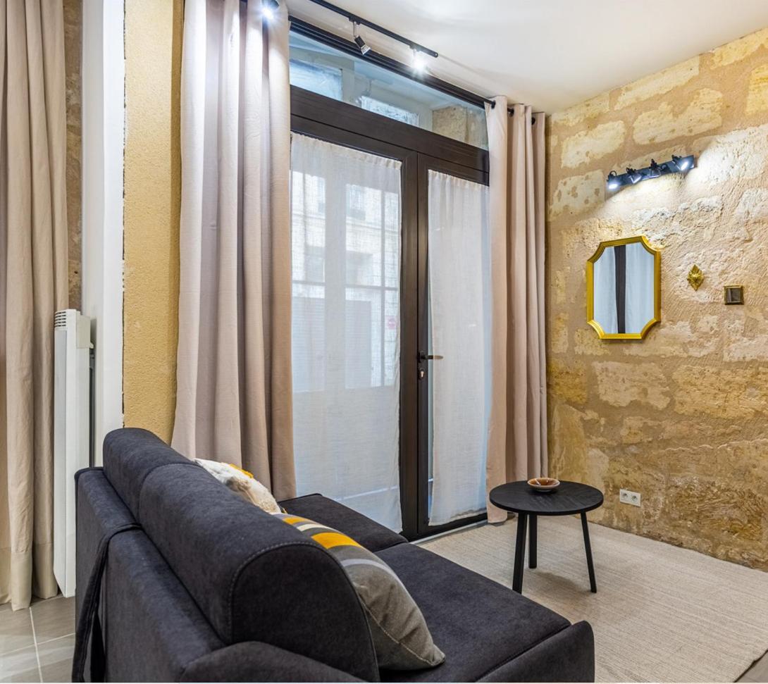 Guestready - Cozy Apt In Frederic & Isabelle Place Bordeaux Exteriör bild